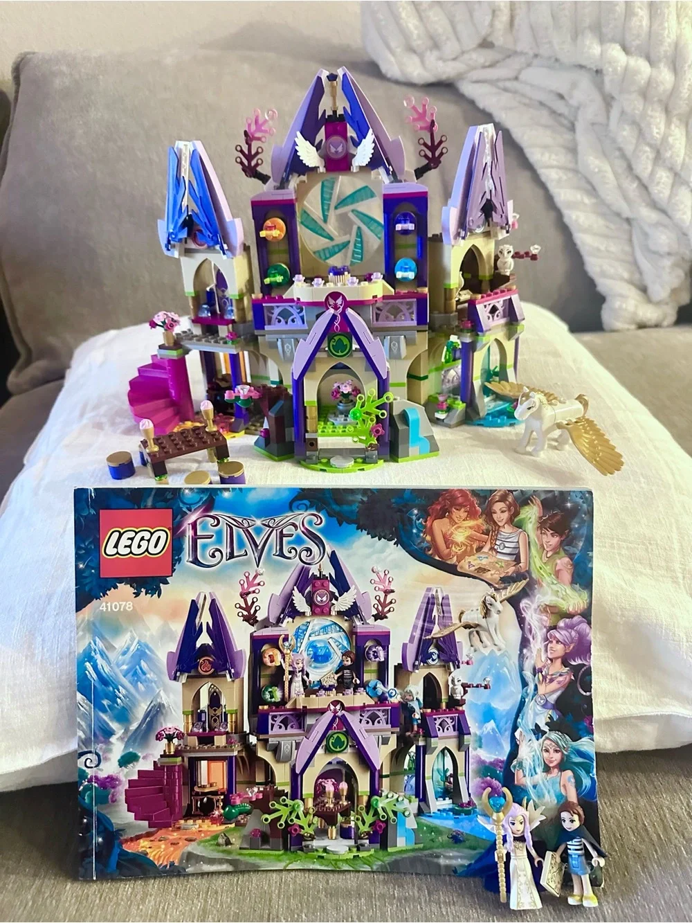 Lego Elves Purple, Pink & Blue Enchanted Castle Playset